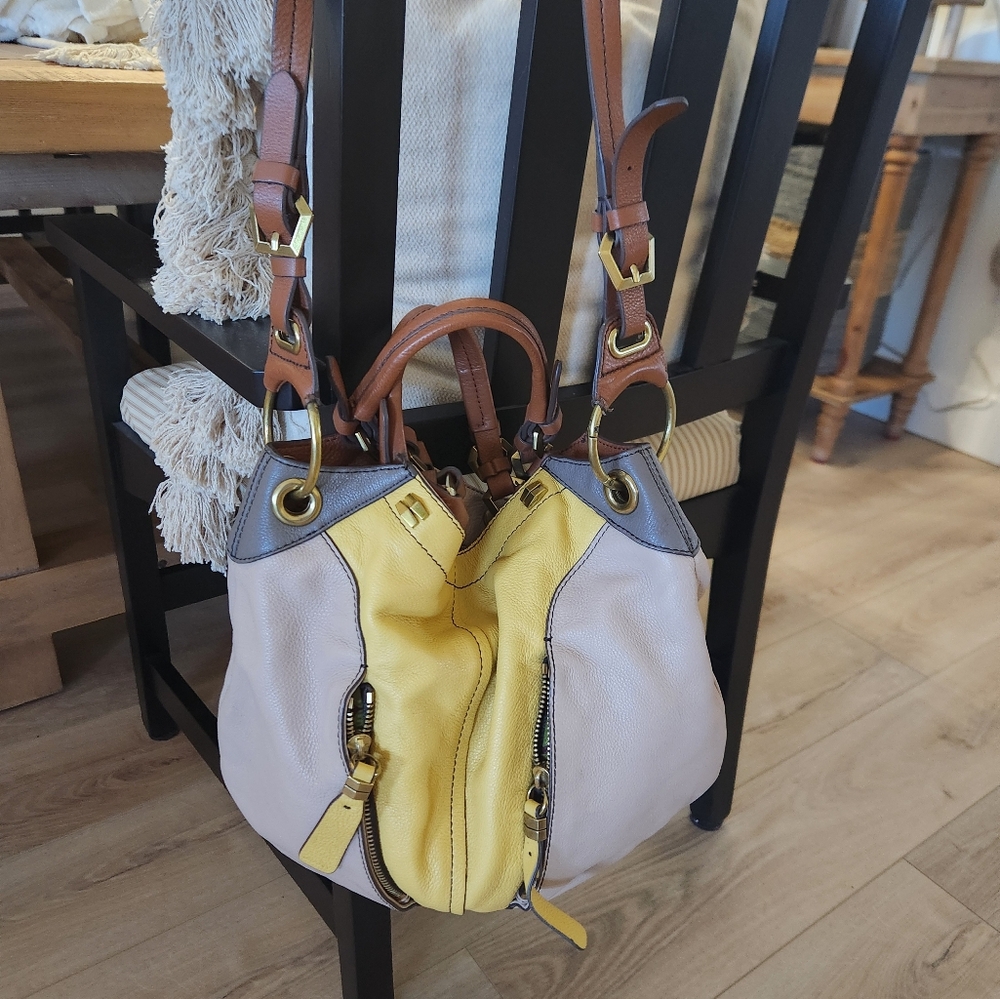 Handbag - Picture 7 of 8